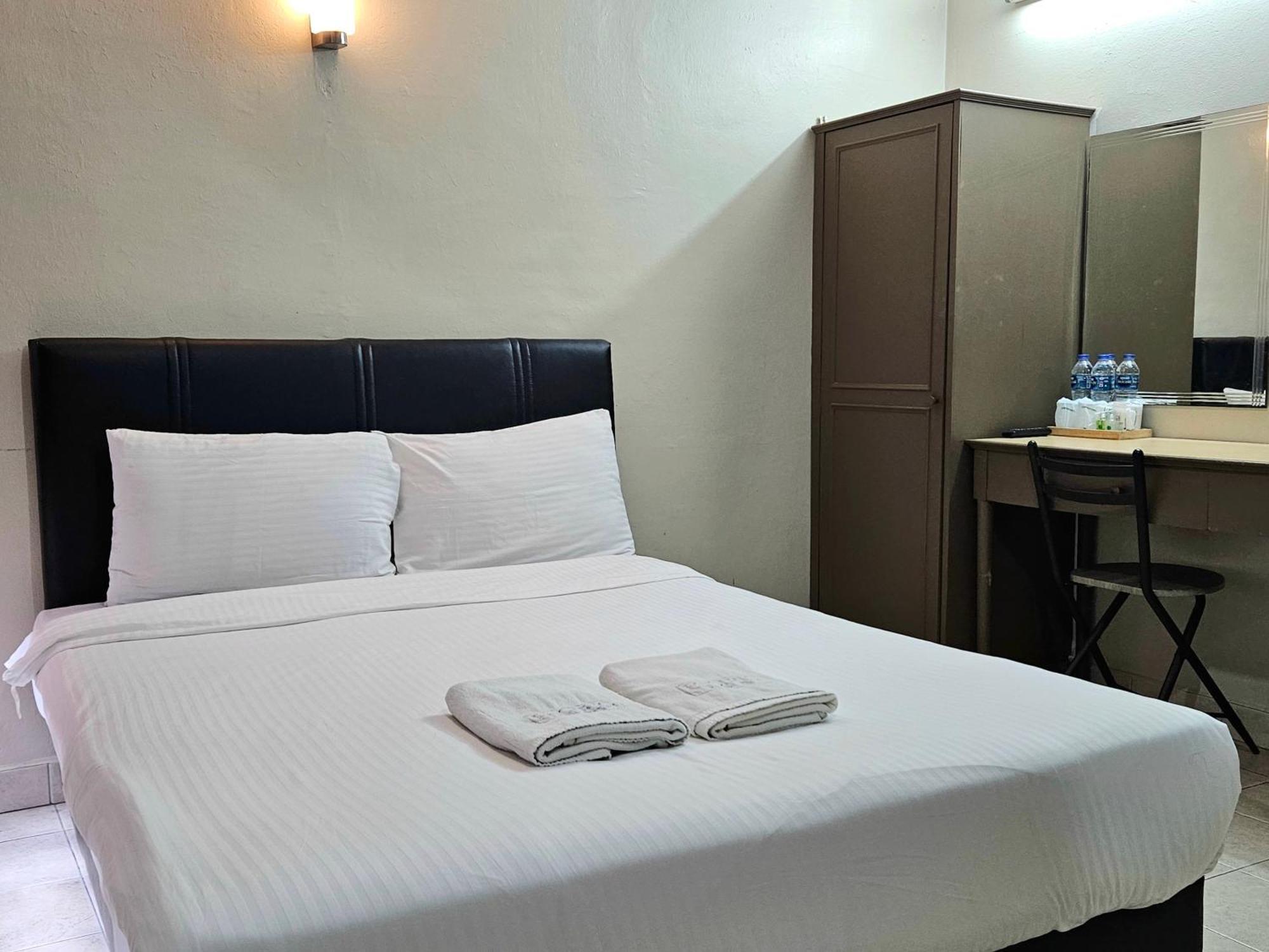 Pacific Aparthotel